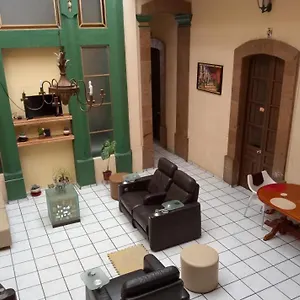 ゲストハウス Hostal Guadalajara, グアダラハラ